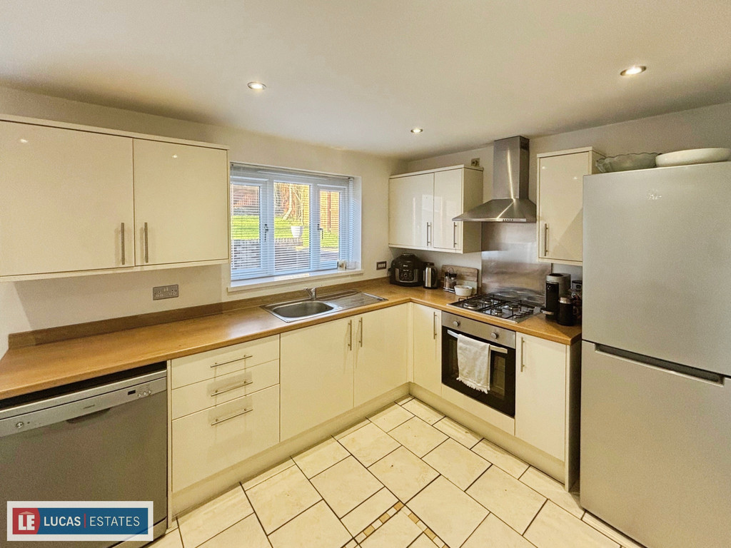 4 bed detached house for sale in Hafod Goch, Hengoed  - Property Image 9