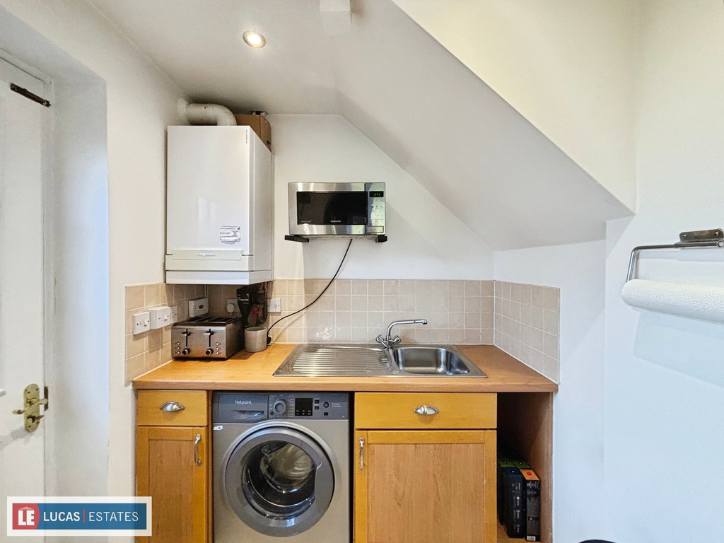 4 bed detached house for sale in Hafod Goch, Hengoed  - Property Image 12