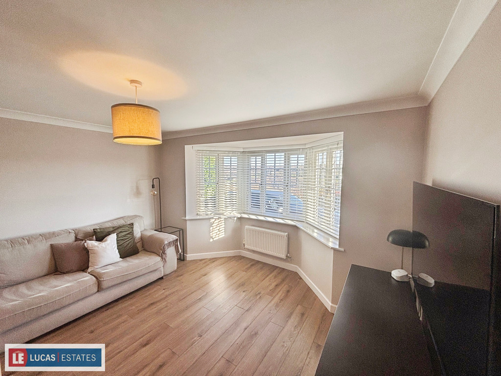 4 bed detached house for sale in Hafod Goch, Hengoed  - Property Image 2