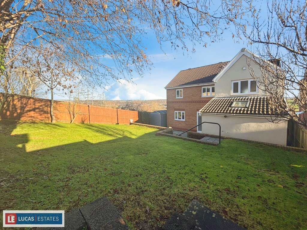 4 bed detached house for sale in Hafod Goch, Hengoed  - Property Image 40