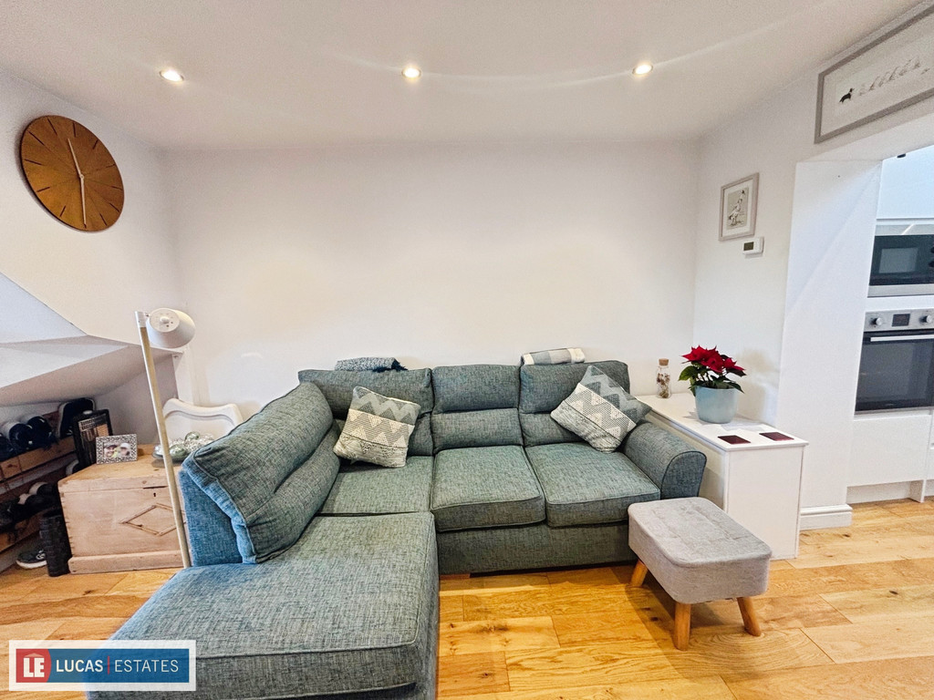 4 bed detached house for sale in Hafod Goch, Hengoed  - Property Image 15