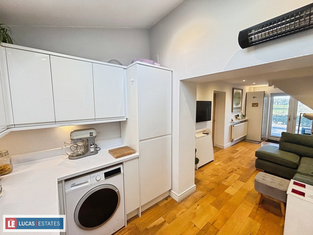 4 bed detached house for sale in Hafod Goch, Hengoed  - Property Image 19