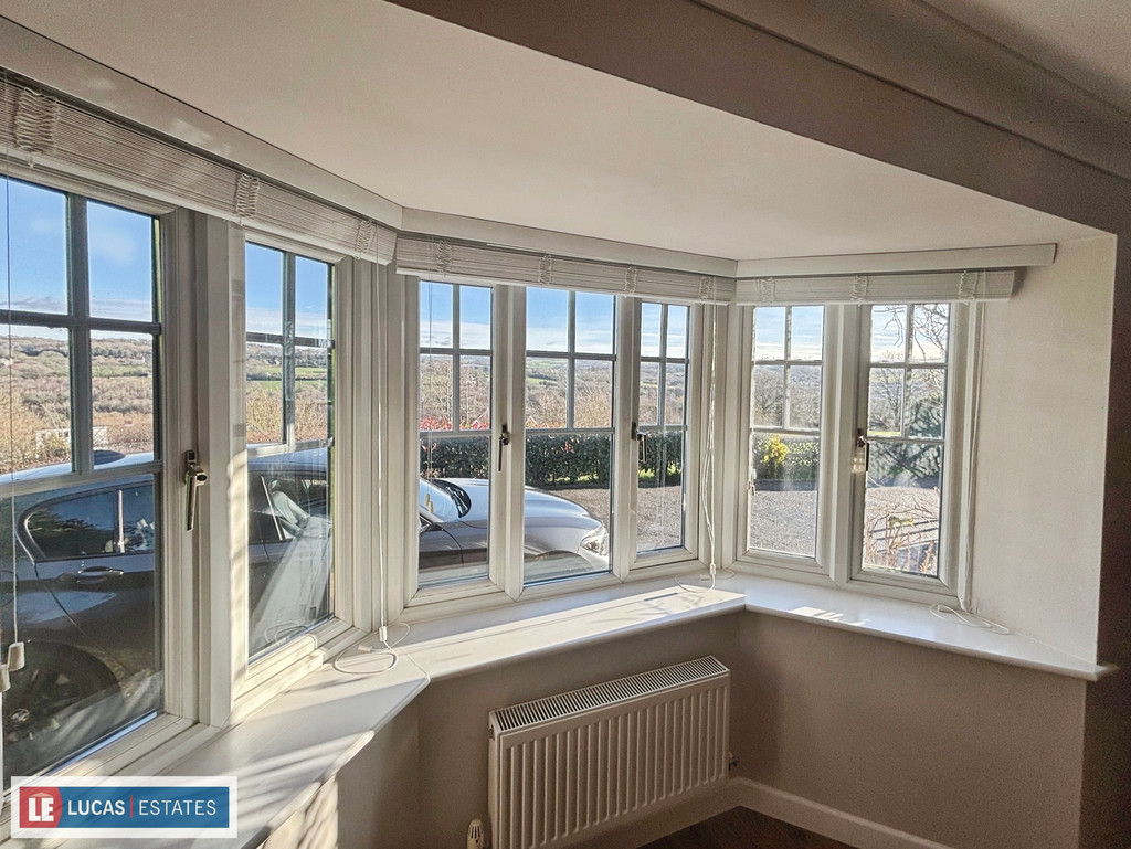 4 bed detached house for sale in Hafod Goch, Hengoed  - Property Image 4