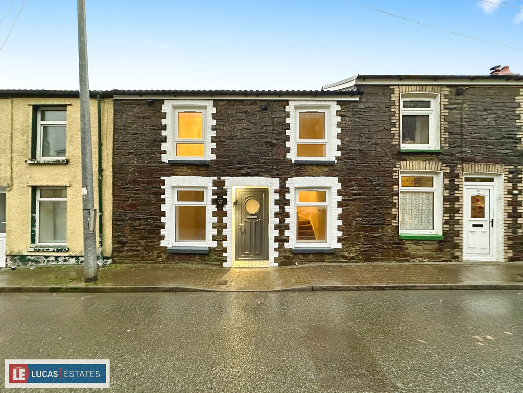 2 bed cottage for sale in Renovated Cottage, Colly Row, Bedlinog