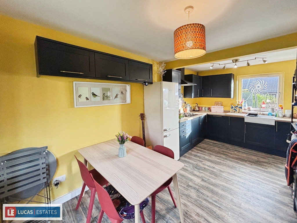 3 bed semi-detached house for sale in Cylla Street, Penybryn, Hengoed  - Property Image 12