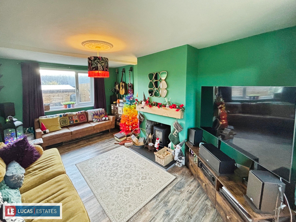 3 bed semi-detached house for sale in Cylla Street, Penybryn, Hengoed  - Property Image 2