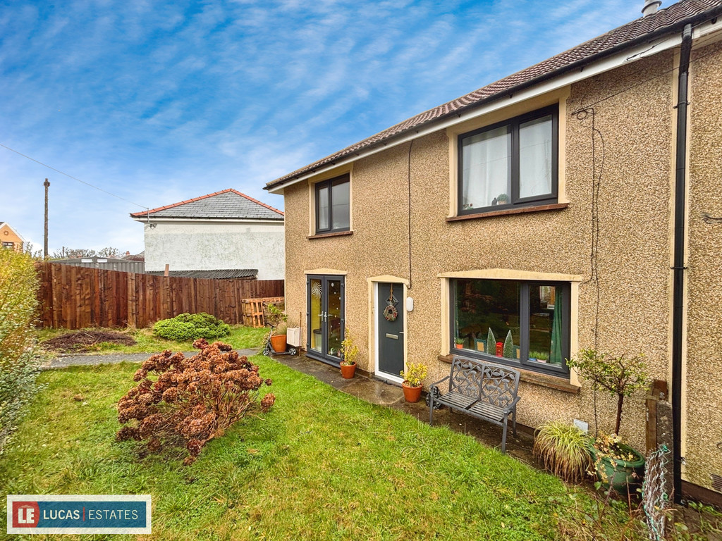 3 bed semi-detached house for sale in Cylla Street, Penybryn, Hengoed  - Property Image 30