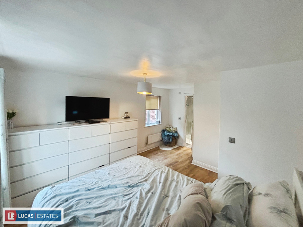 4 bed detached house for sale in Clos Coed Bach, Blackwood, NP12  - Property Image 22