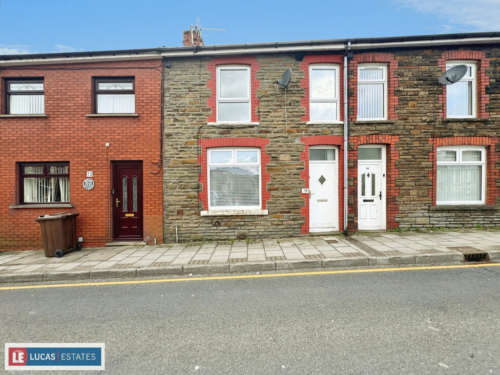 3 bed terraced house for sale in Park Place, Bargoed  - Property Image 1