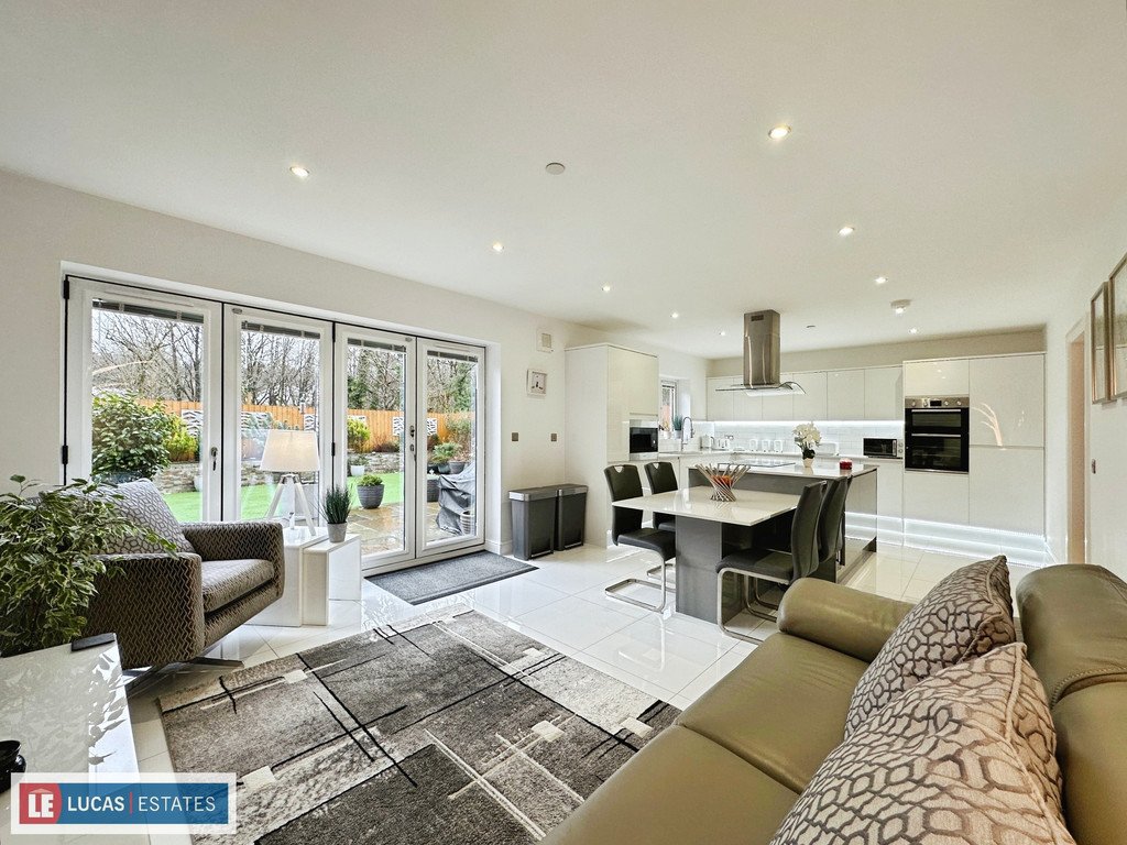 4 bed detached house for sale in Glan-Yr-Afon Lane, Fleur De Lis - Property Image 2