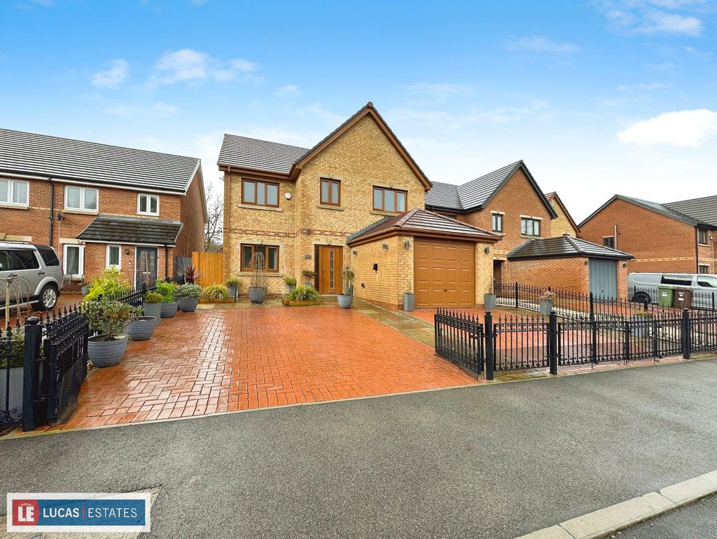 4 bed detached house for sale in Glan-Yr-Afon Lane, Fleur De Lis