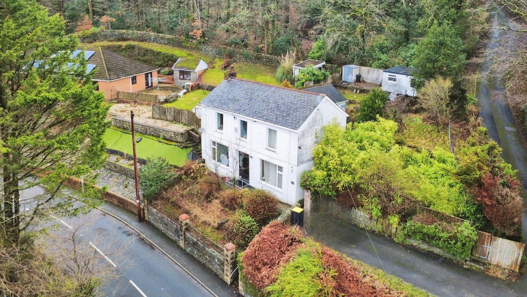 5 bed detached house for sale in Blackbrook, Treharris  - Property Image 1
