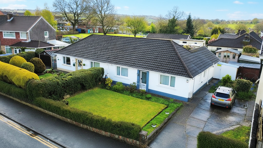 2 bed semi-detached bungalow for sale in Bryn Lane, Pontllanfraith  - Property Image 20