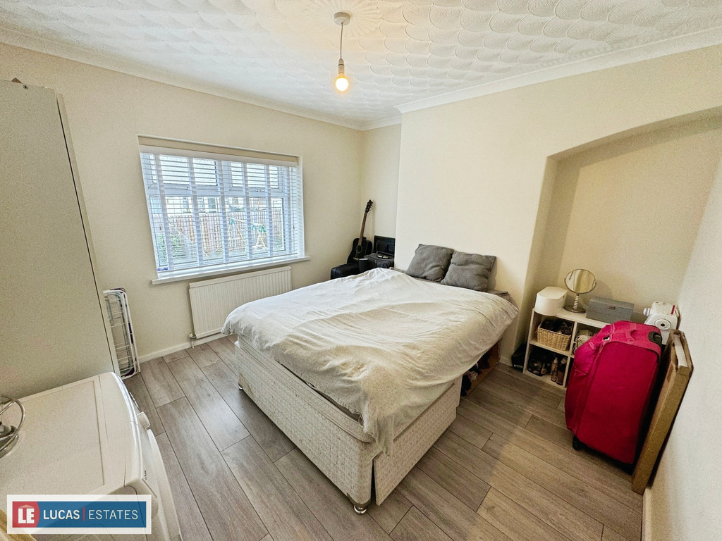 3 bed semi-detached house for sale in Bryncelyn, Nelson  - Property Image 10