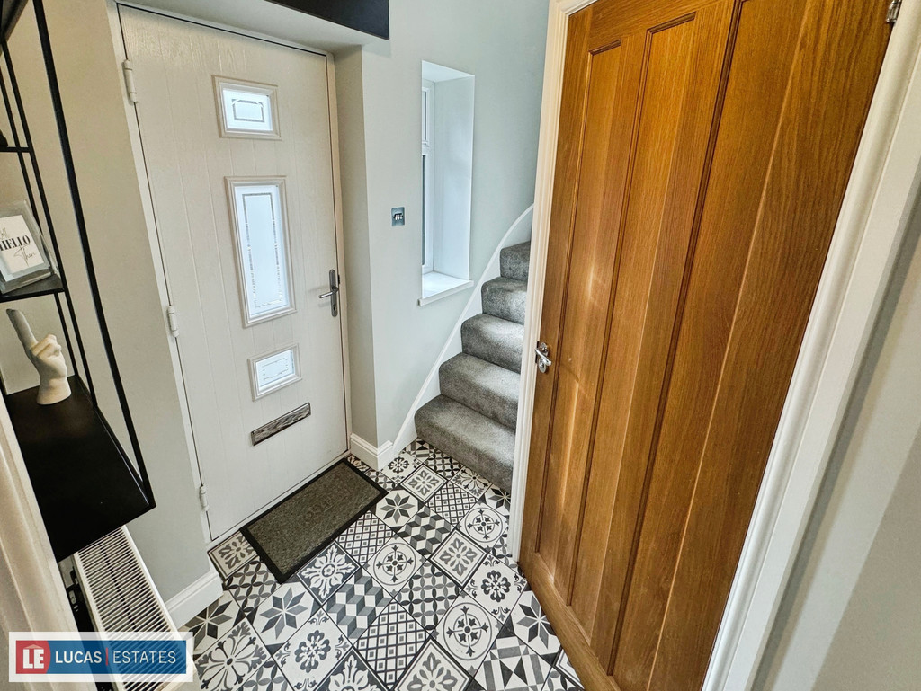 3 bed semi-detached house for sale in Bryncelyn, Nelson  - Property Image 8