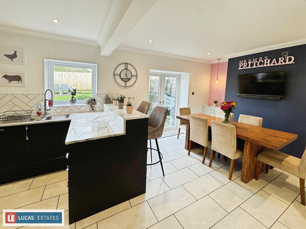 3 bed semi-detached house for sale in Bryncelyn, Nelson  - Property Image 2