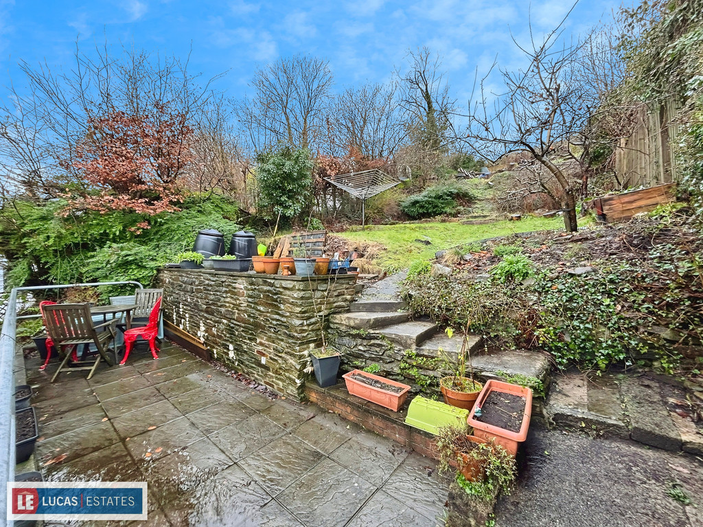 3 bed detached house for sale in Sunnyview, Argoed, Blackwood  - Property Image 17