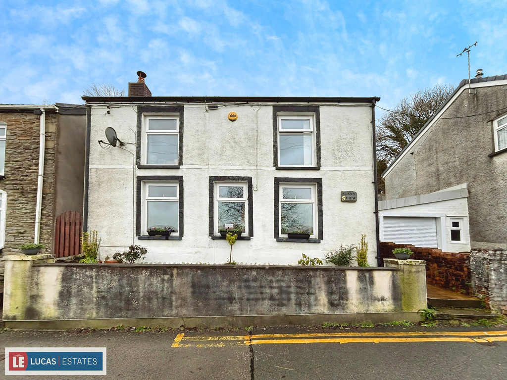 3 bed detached house for sale in Sunnyview, Argoed, Blackwood  - Property Image 21