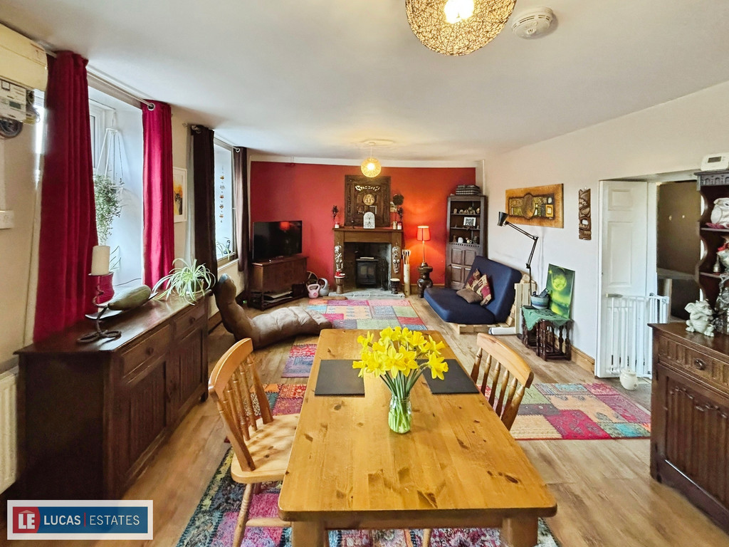 3 bed detached house for sale in Sunnyview, Argoed, Blackwood  - Property Image 7