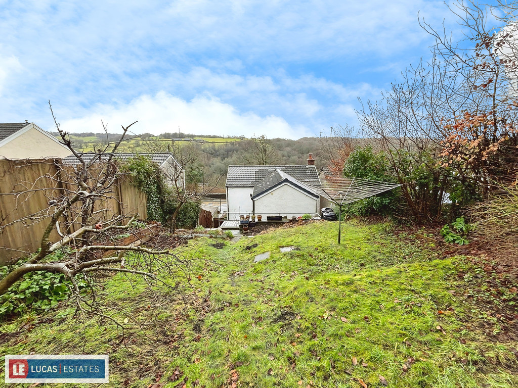3 bed detached house for sale in Sunnyview, Argoed, Blackwood  - Property Image 20