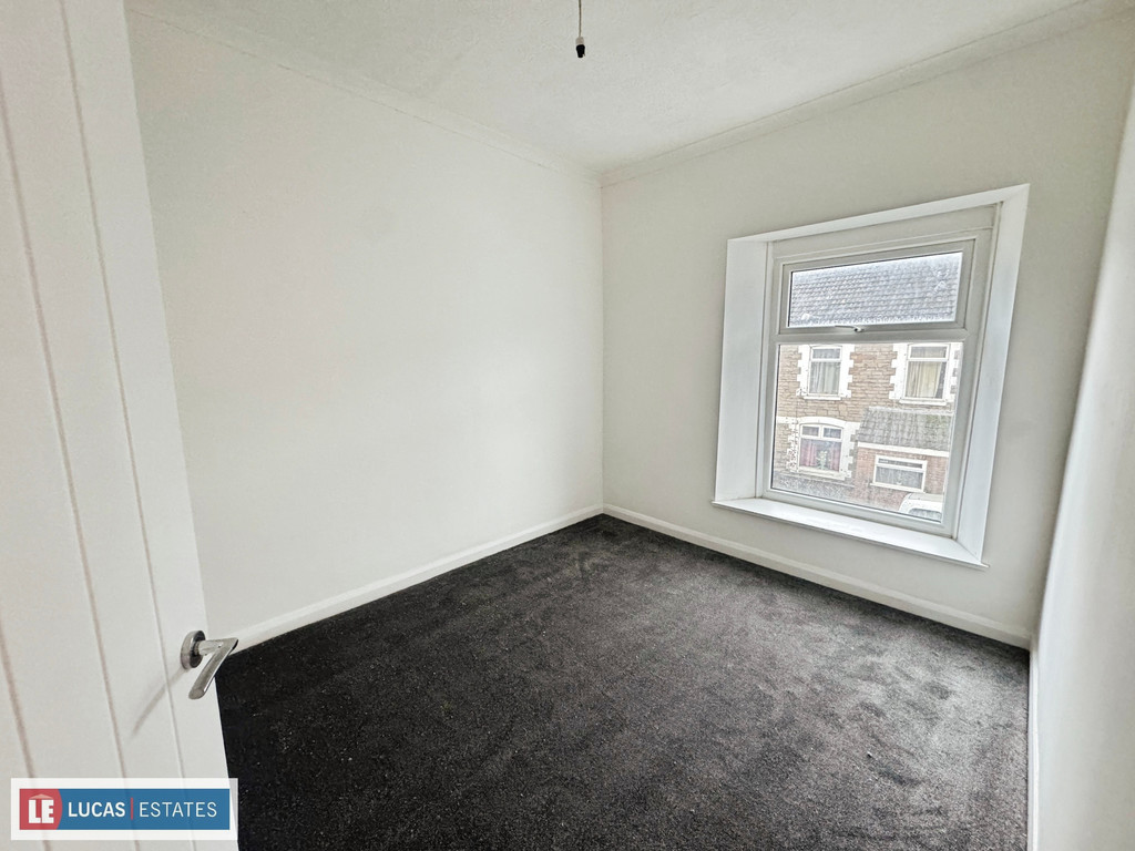 3 bed terraced house for sale in School Street, Llanbradach, Caerphilly  - Property Image 8