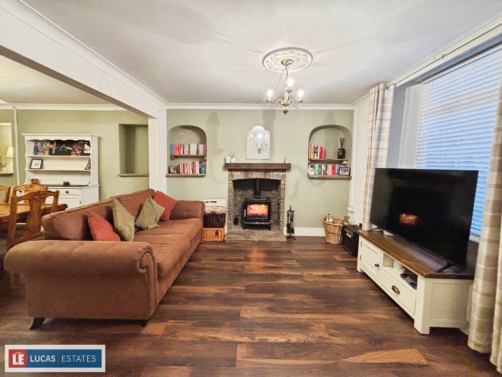 2 bed semi-detached house for sale in Bedwlwyn Road, Ystrad Mynach  - Property Image 3