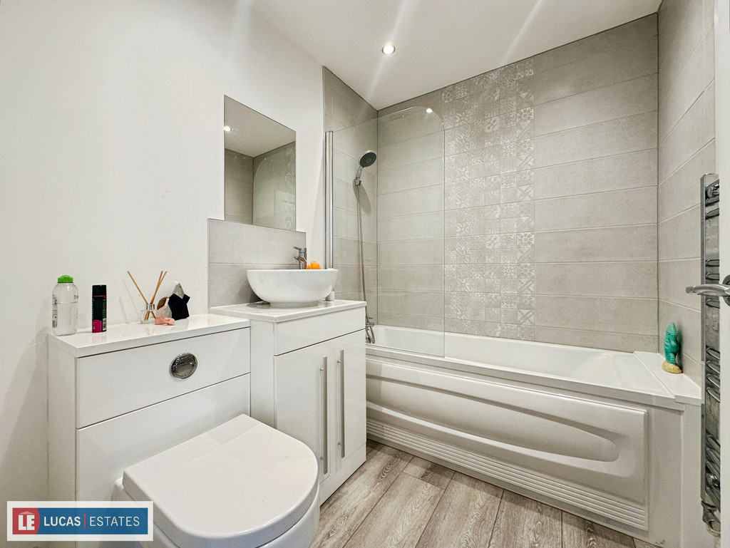 5 bed detached house for sale in The Hollies, Crumlin, Newport - Property Image 12