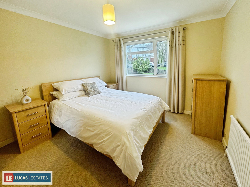 5 bed detached house for sale in Pen-y-cae, Ystrad Mynach  - Property Image 13