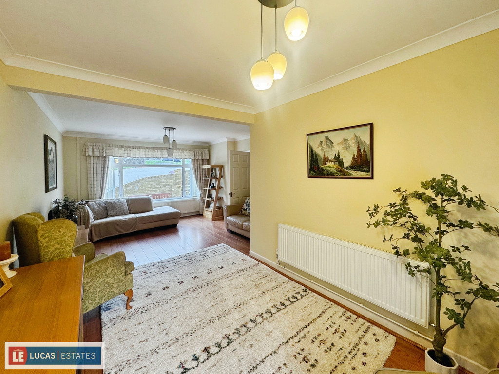 5 bed detached house for sale in Pen-y-cae, Ystrad Mynach  - Property Image 8