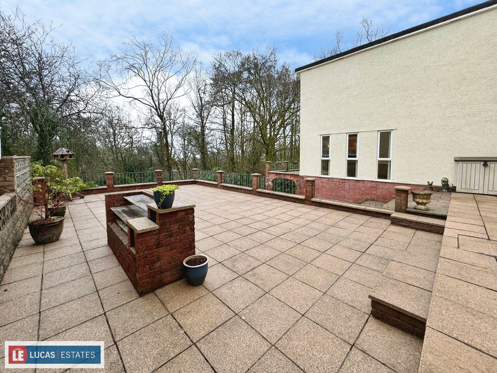 5 bed detached house for sale in Pen-y-cae, Ystrad Mynach  - Property Image 17