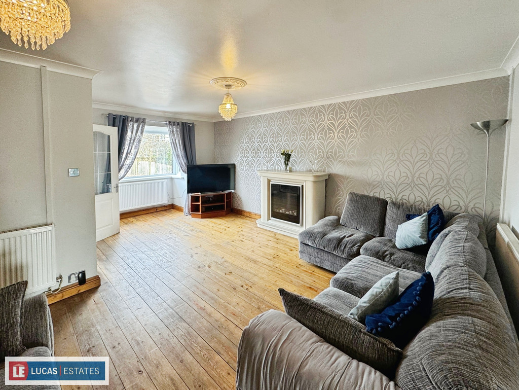 4 bed detached house for sale in Penallta Villas, Ystrad Mynach  - Property Image 5