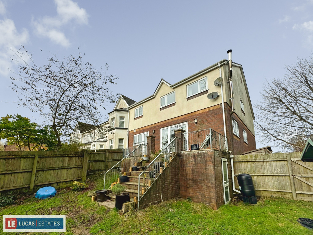 4 bed detached house for sale in Penallta Villas, Ystrad Mynach  - Property Image 18