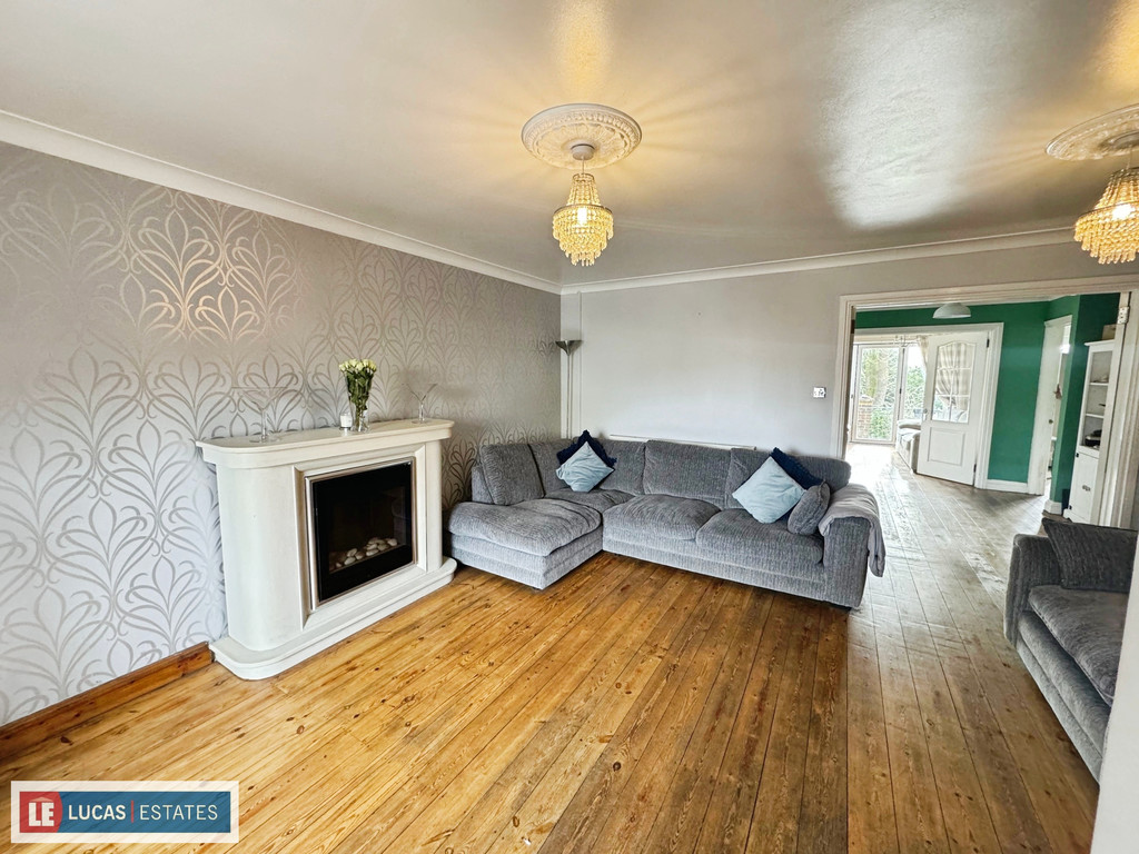 4 bed detached house for sale in Penallta Villas, Ystrad Mynach  - Property Image 6