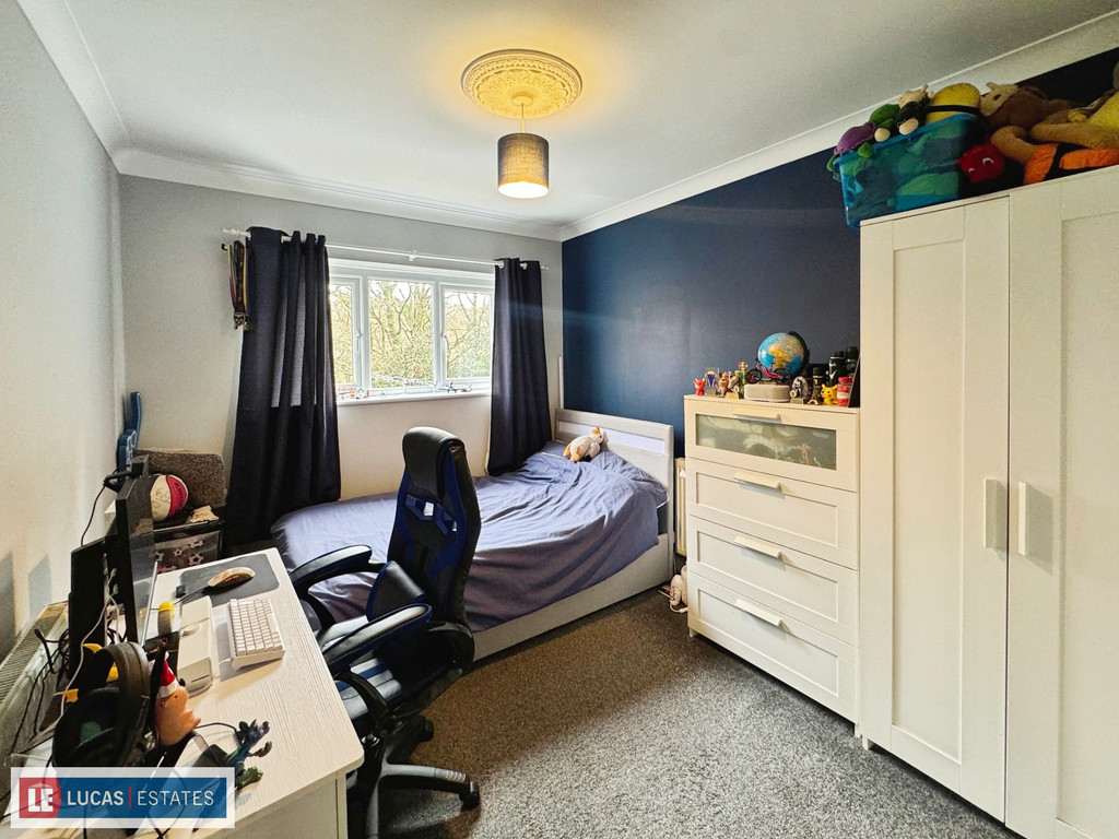 4 bed detached house for sale in Penallta Villas, Ystrad Mynach  - Property Image 12