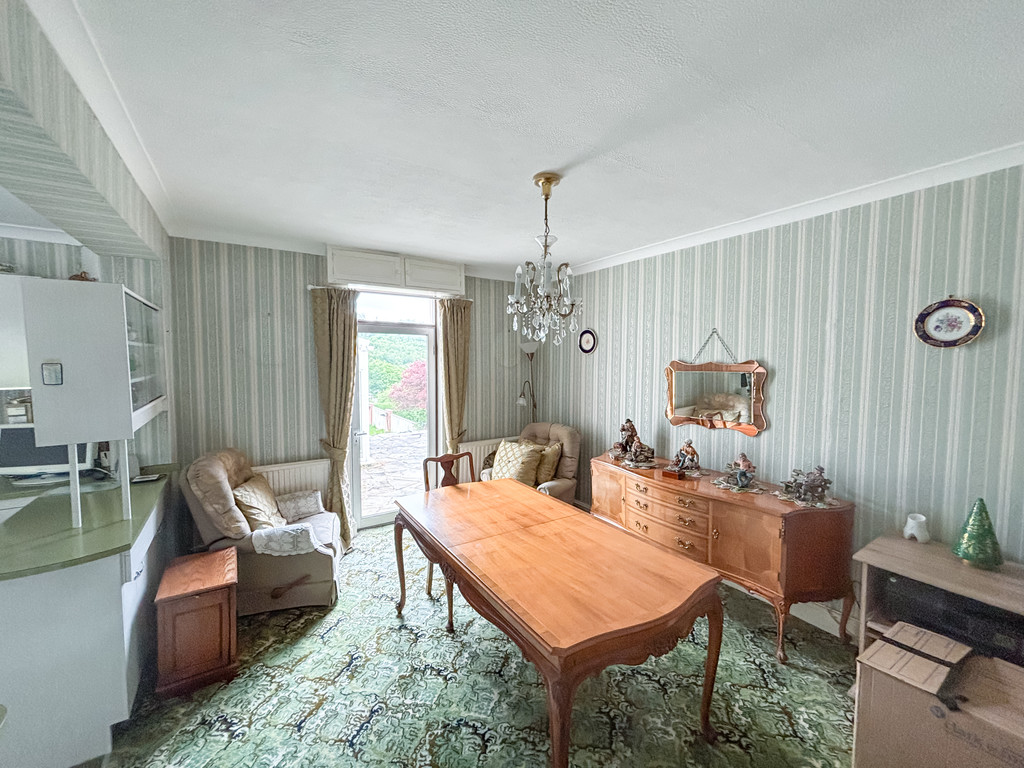 4 bed semi-detached house for sale in Park Lane, Ystrad Mynach  - Property Image 9