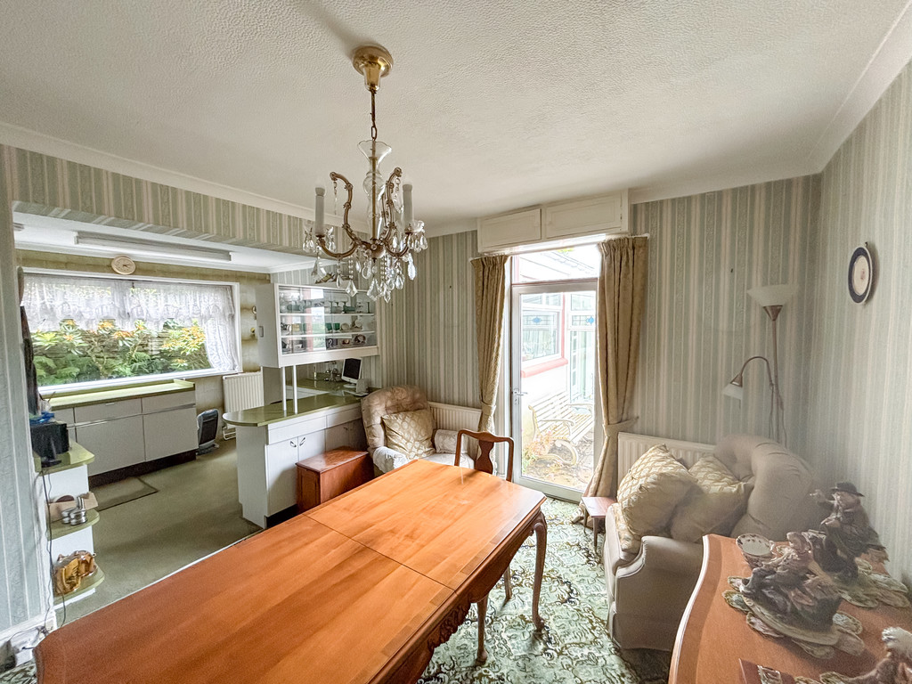 4 bed semi-detached house for sale in Park Lane, Ystrad Mynach  - Property Image 10