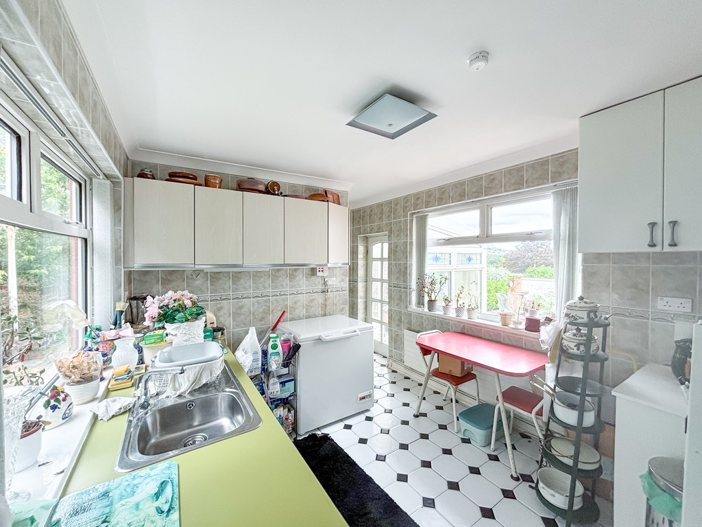 4 bed semi-detached house for sale in Park Lane, Ystrad Mynach  - Property Image 13