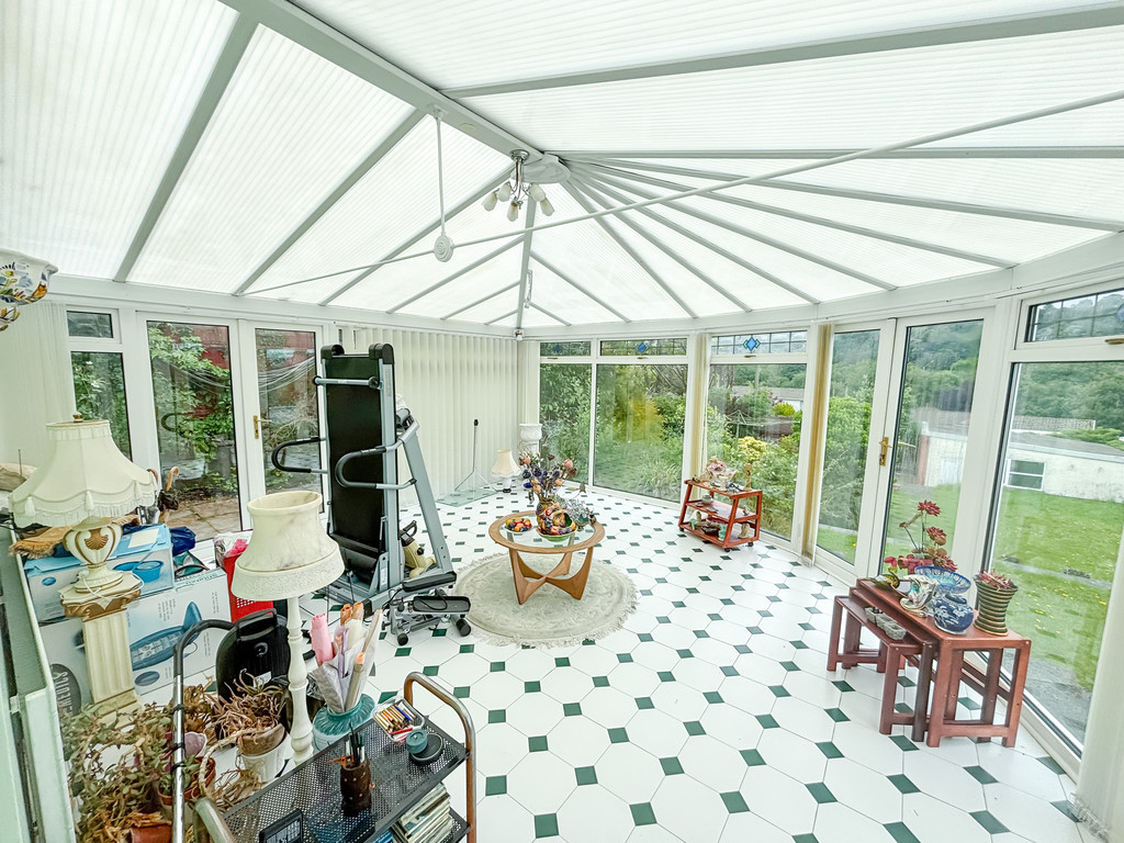 4 bed semi-detached house for sale in Park Lane, Ystrad Mynach  - Property Image 16