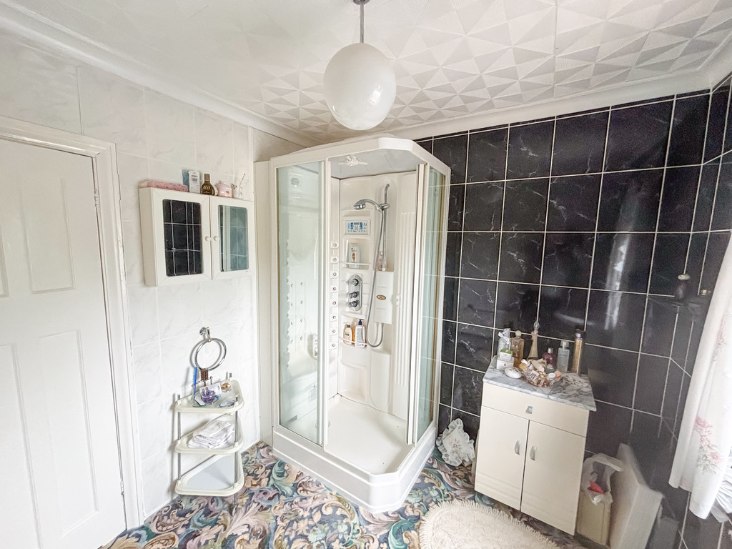 4 bed semi-detached house for sale in Park Lane, Ystrad Mynach  - Property Image 19