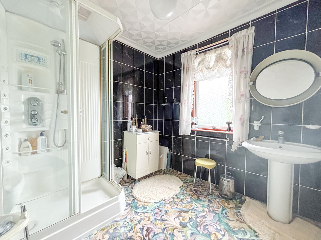 4 bed semi-detached house for sale in Park Lane, Ystrad Mynach  - Property Image 20