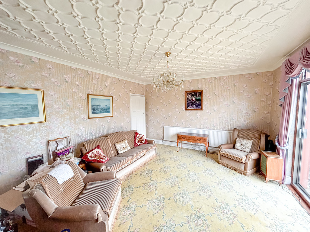 4 bed semi-detached house for sale in Park Lane, Ystrad Mynach  - Property Image 7