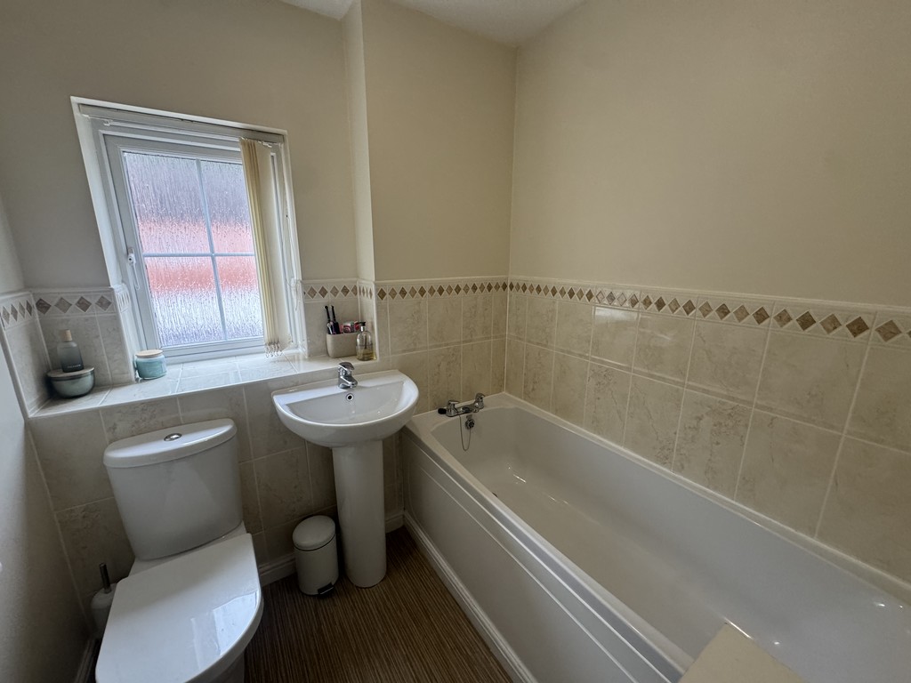 3 bed semi-detached house to rent in Bluebell View, Llanbradach, Caerphilly  - Property Image 13