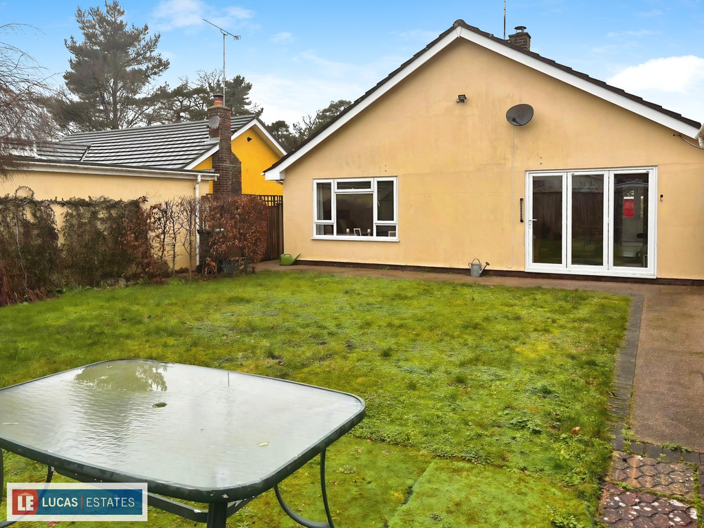 2 bed detached bungalow for sale in The Chase, Verwood, Bournemouth  - Property Image 16