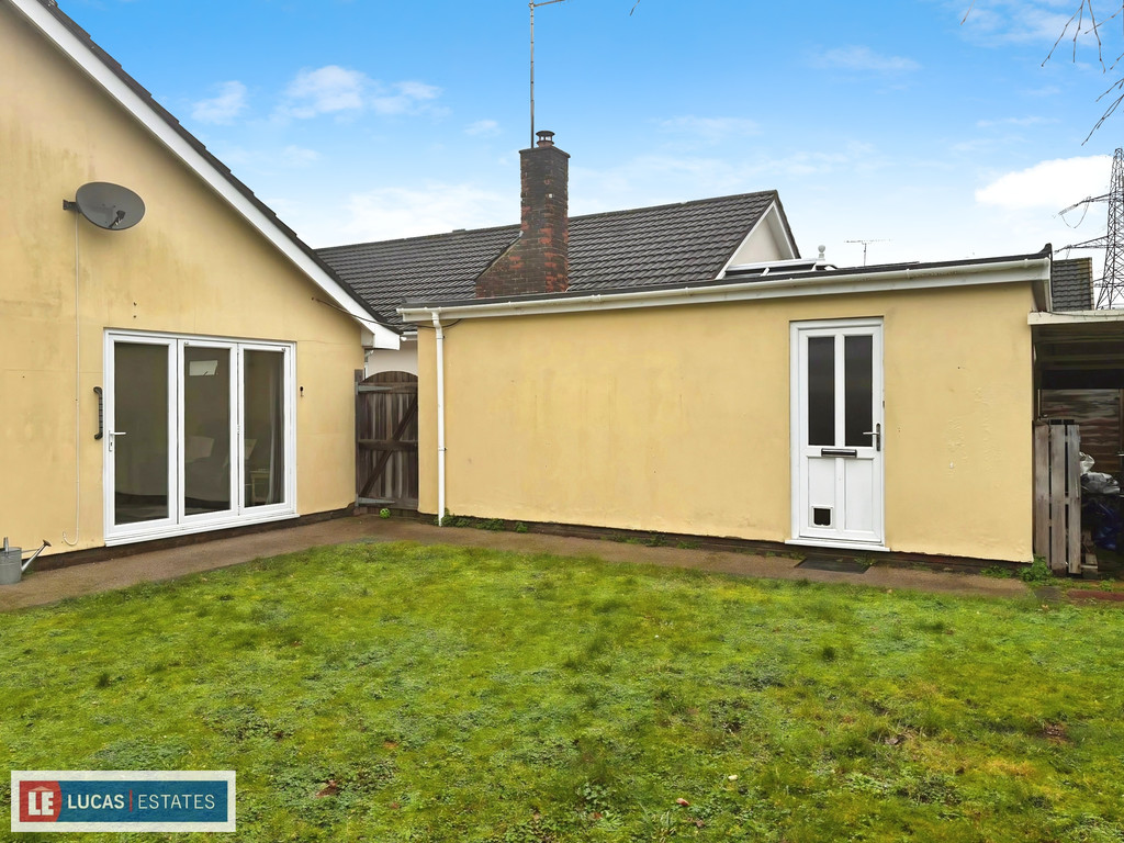2 bed detached bungalow for sale in The Chase, Verwood, Bournemouth  - Property Image 17