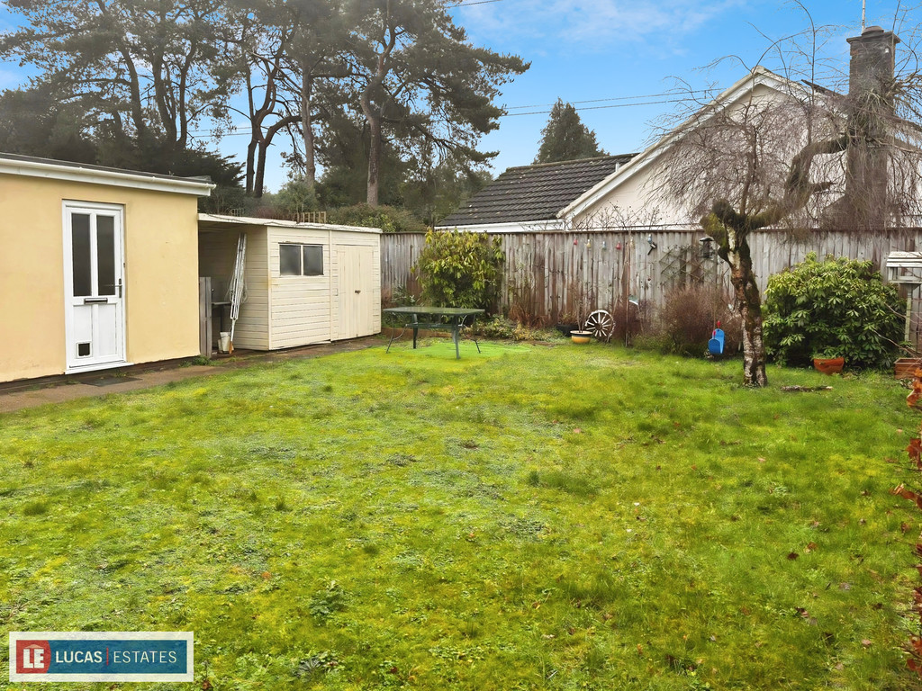 2 bed detached bungalow for sale in The Chase, Verwood, Bournemouth  - Property Image 18