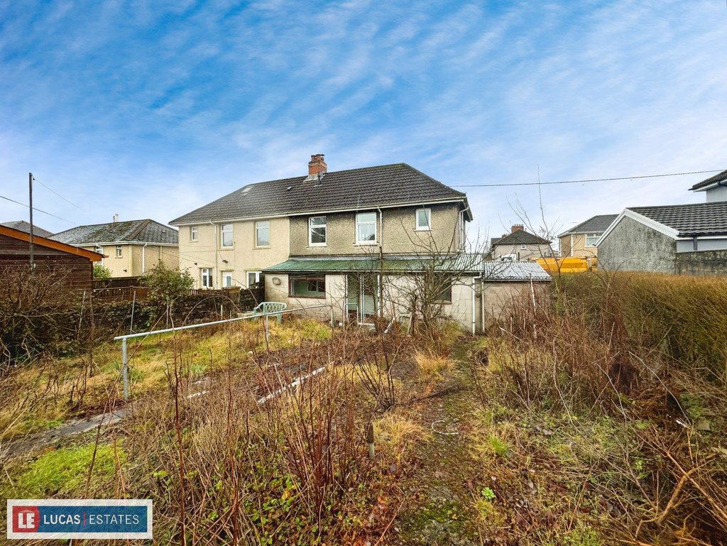 3 bed semi-detached house for sale in Gelliargwellt Road, Penybryn - Property Image 2