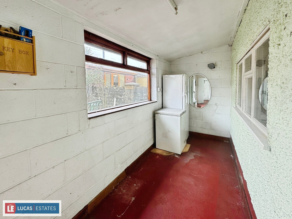 3 bed semi-detached house for sale in Gelliargwellt Road, Penybryn - Property Image 13