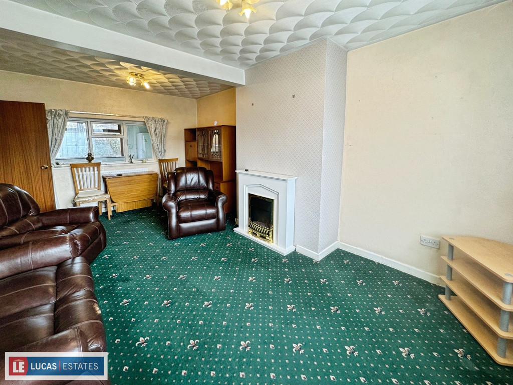 3 bed semi-detached house for sale in Gelliargwellt Road, Penybryn - Property Image 6