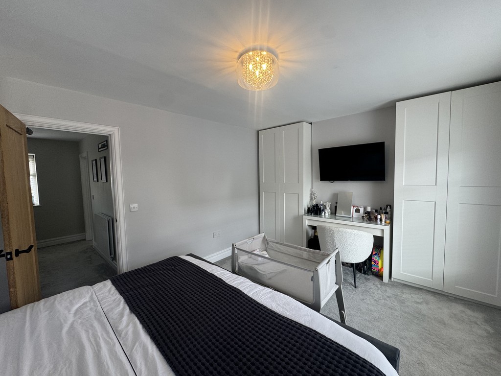 3 bed terraced house for sale in Hanbury Street, Glan Y Nant  - Property Image 10