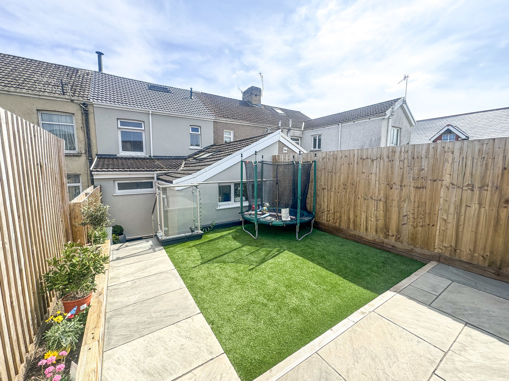 3 bed terraced house for sale in Hanbury Street, Glan Y Nant  - Property Image 20